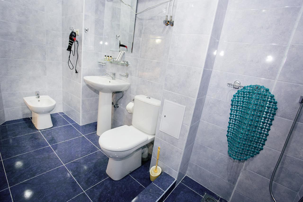 סוקהום Hotel Acra מראה חיצוני תמונה