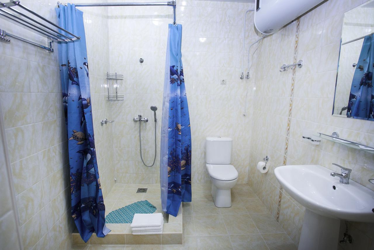 סוקהום Hotel Acra מראה חיצוני תמונה