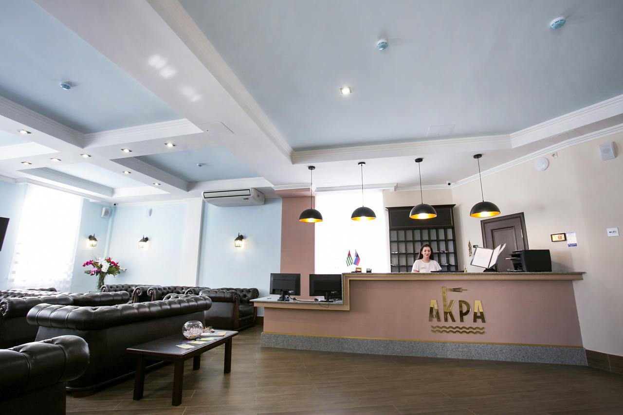 סוקהום Hotel Acra מראה חיצוני תמונה
